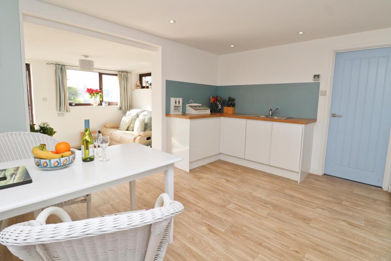 Seaside Apartment New Quay Exteriér fotografie
