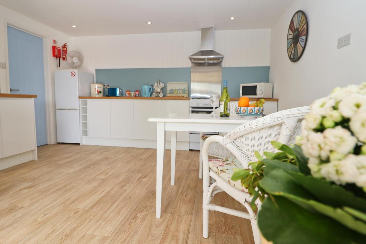 Seaside Apartment New Quay Exteriér fotografie