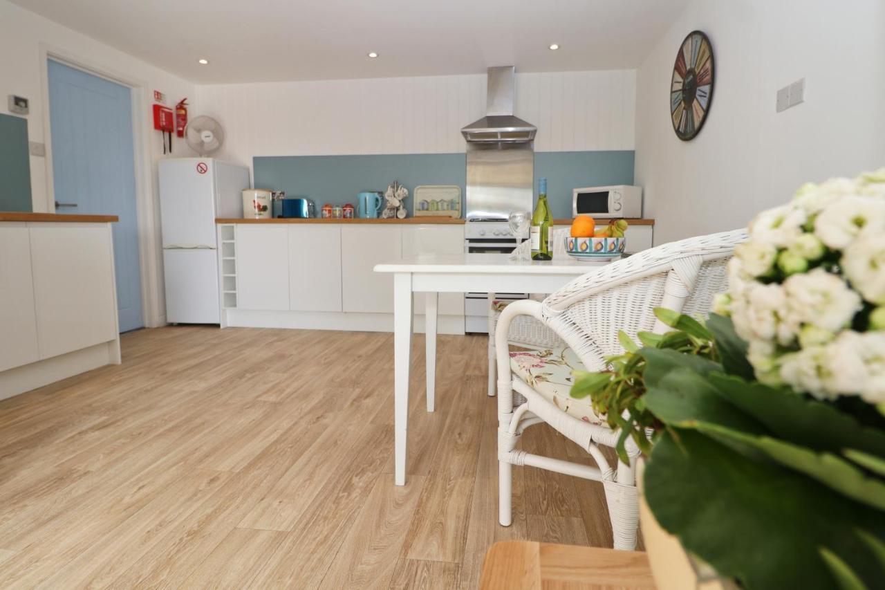 Seaside Apartment New Quay Exteriér fotografie